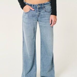 Hollister Low Rise Baggy Jeans